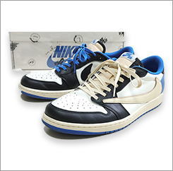 NIKE AJ1 トラヴィス